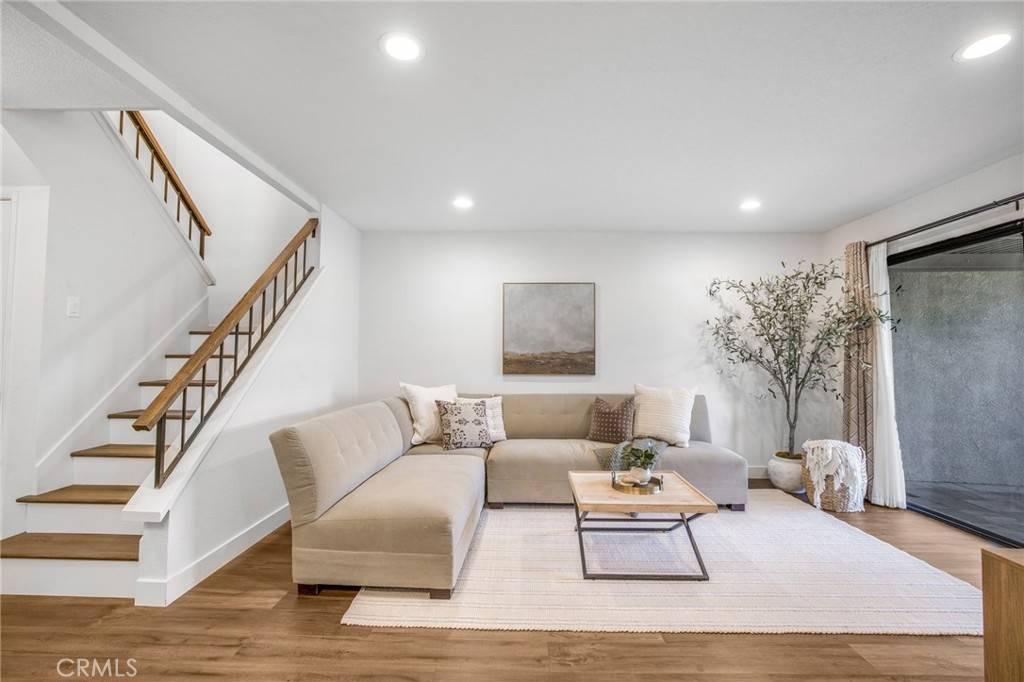 Claremont, CA 91711,760 Mansfield DR
