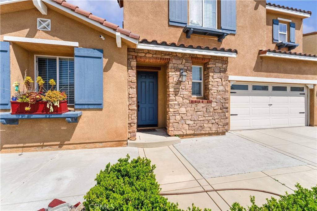 Fontana, CA 92336,4803 Hawk Ridge AVE