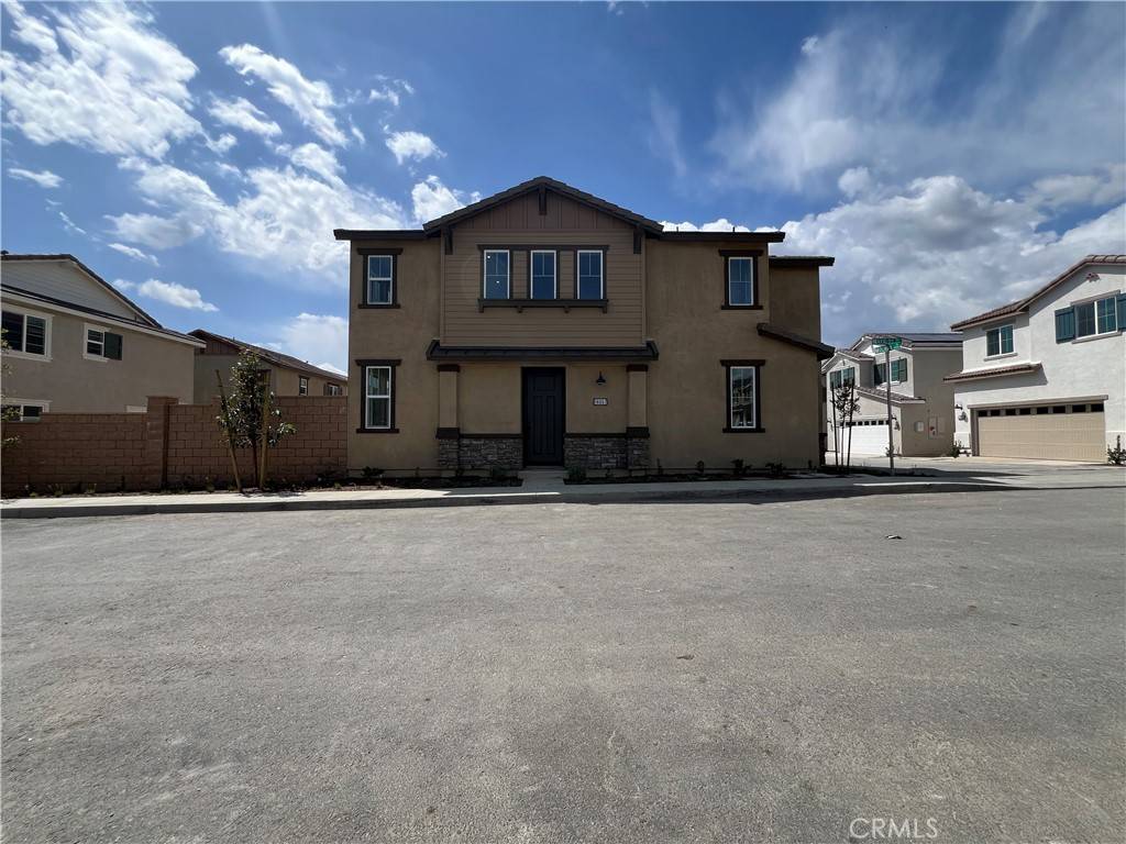 Fontana, CA 92336,16067 Olivas LN