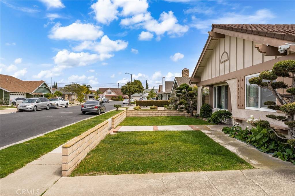 Westminster, CA 92683,8912 Pebble Beach CIR