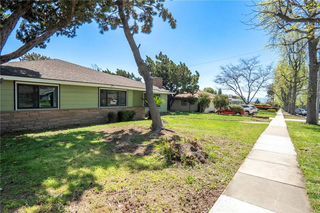 Upland, CA 91786,1354 N 1st AVE