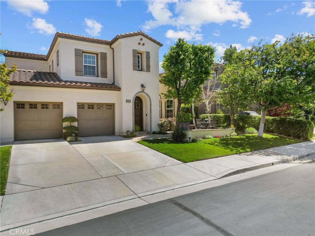 Valencia, CA 91381,27042 Maple Tree CT