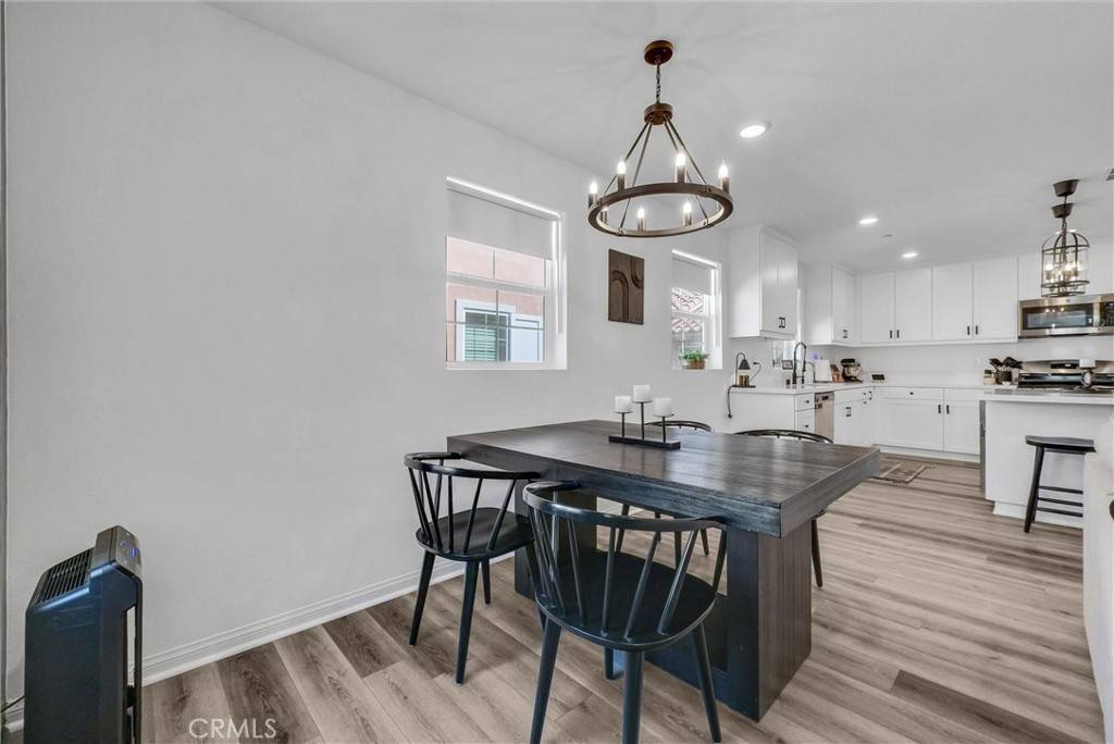 Fontana, CA 92336,15186 Ridge LN #4