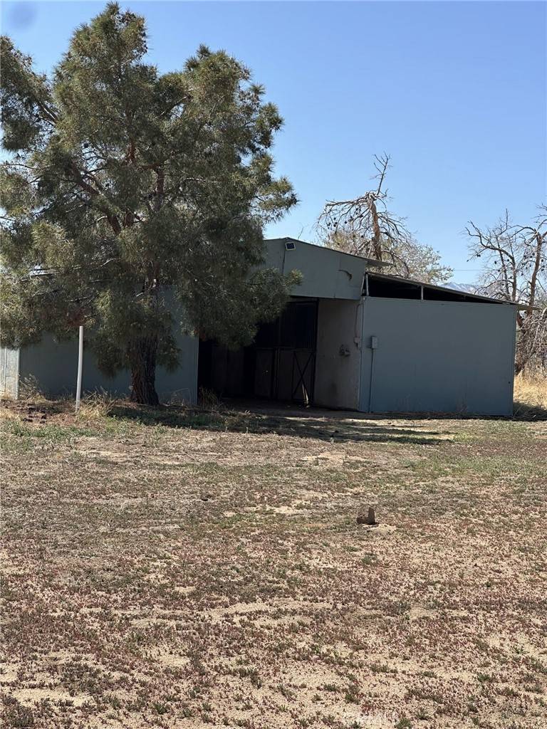 Phelan, CA 92371,10775 Caughlin RD