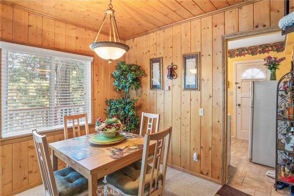Rimforest, CA 92378,26616 Valley View DR