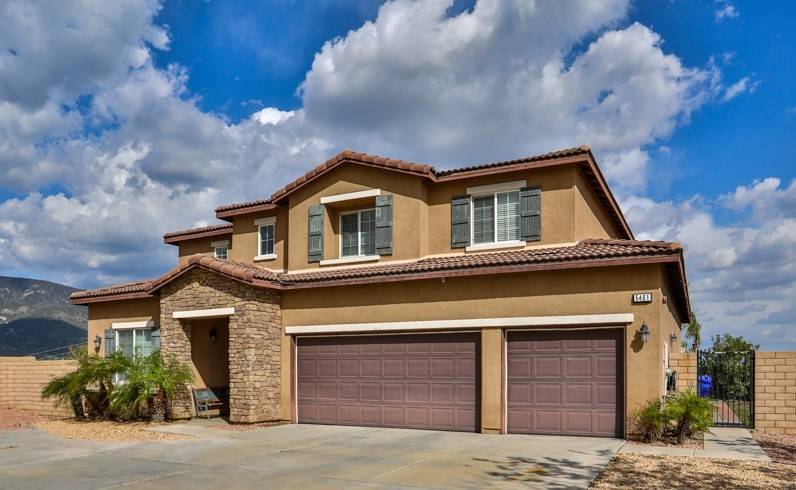 San Bernardino, CA 92407,5461 N Pinnacle LN