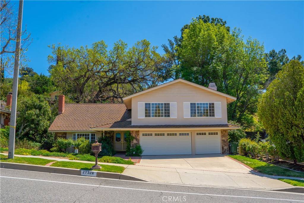Agoura Hills, CA 91301,27328 Country Glen RD