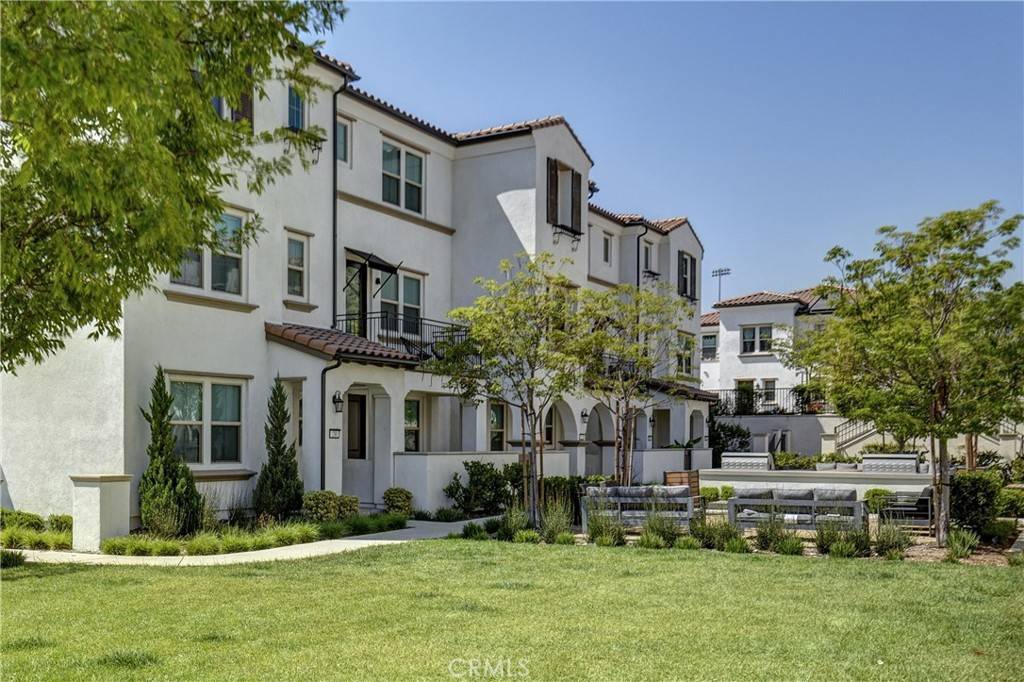 Claremont, CA 91711,232 Averett CT