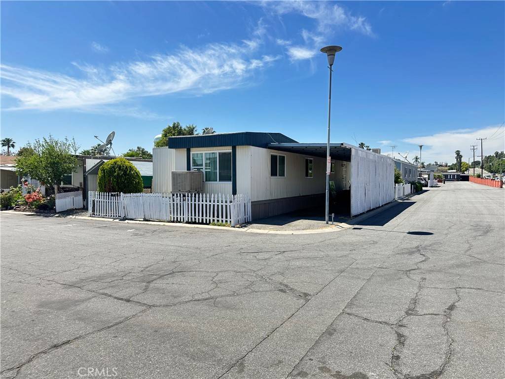 Colton, CA 92324,2250 W Mill ST #53