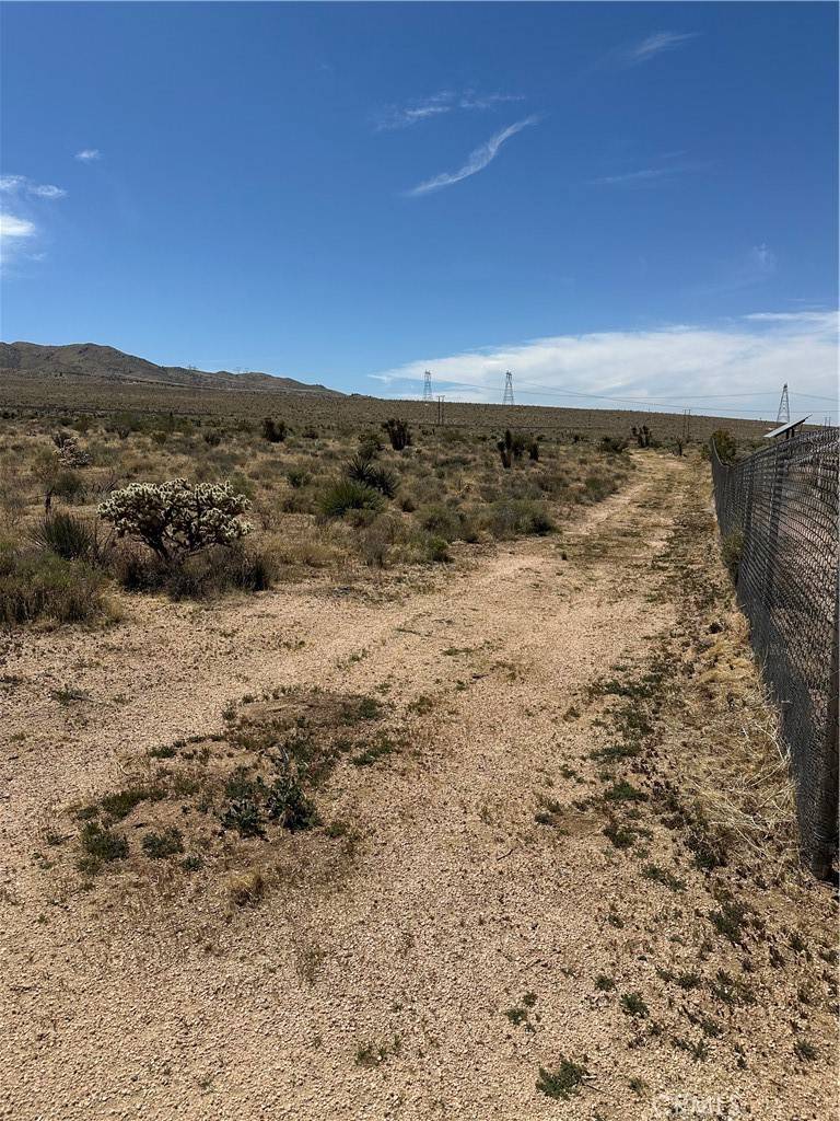 Apple Valley, CA 92308,0 Laramie ST