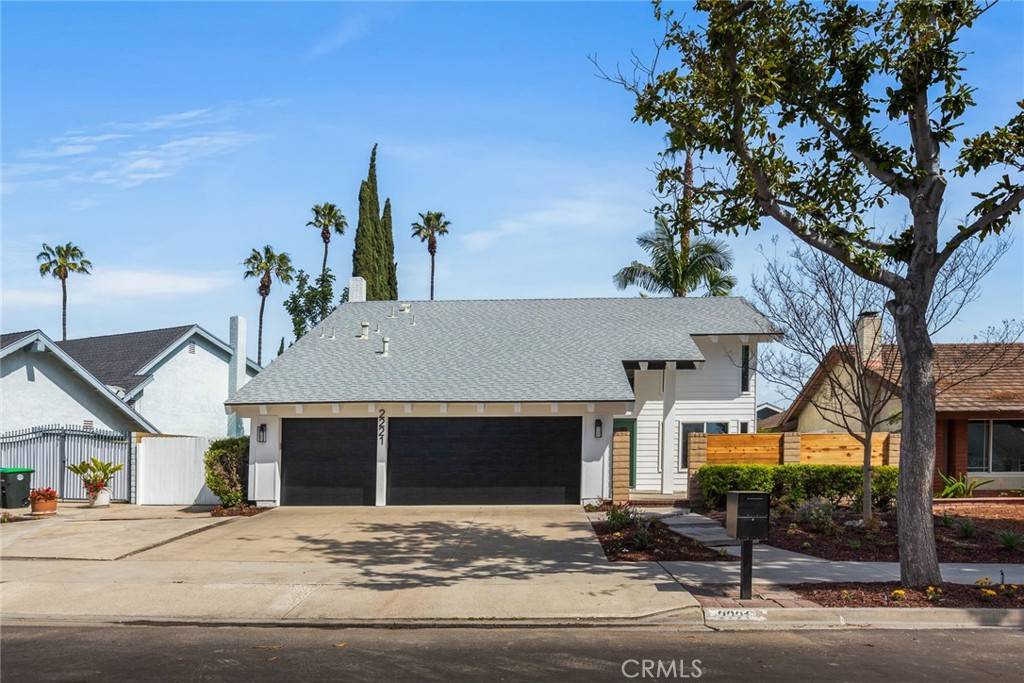 Tustin, CA 92780,2221 Apple Tree DR