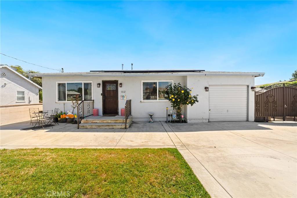 Ontario, CA 91761,302 E Francis ST