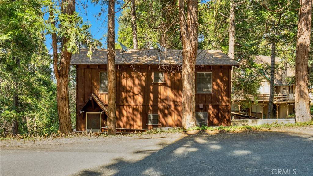Crestline, CA 92325,1205 Jungfrau DR