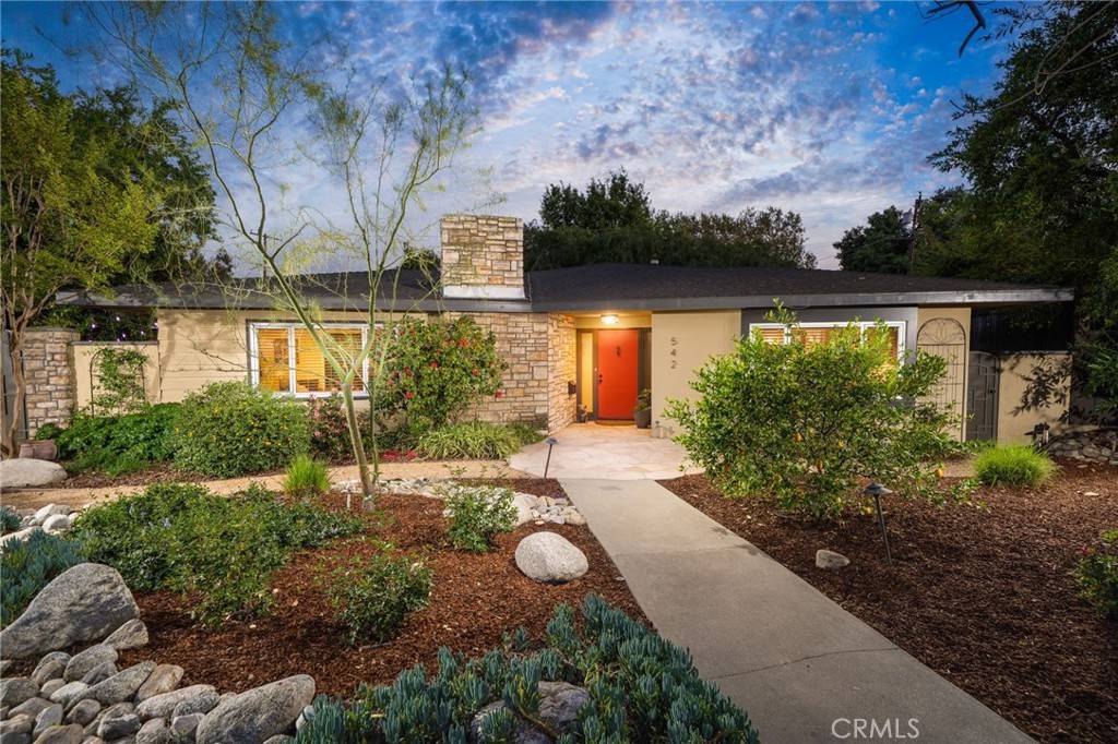 Claremont, CA 91711,542 W 12th ST