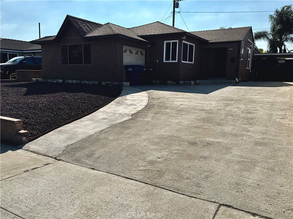 Pico Rivera, CA 90660,4563 Bridgeview AVE #1