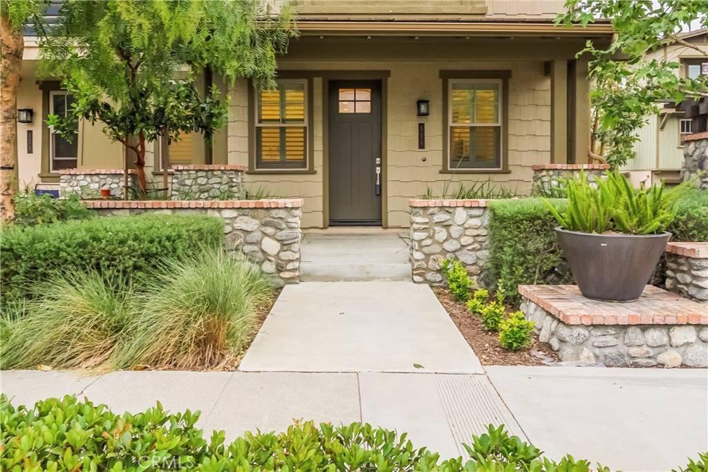 Claremont, CA 91711,556 W Baseline RD