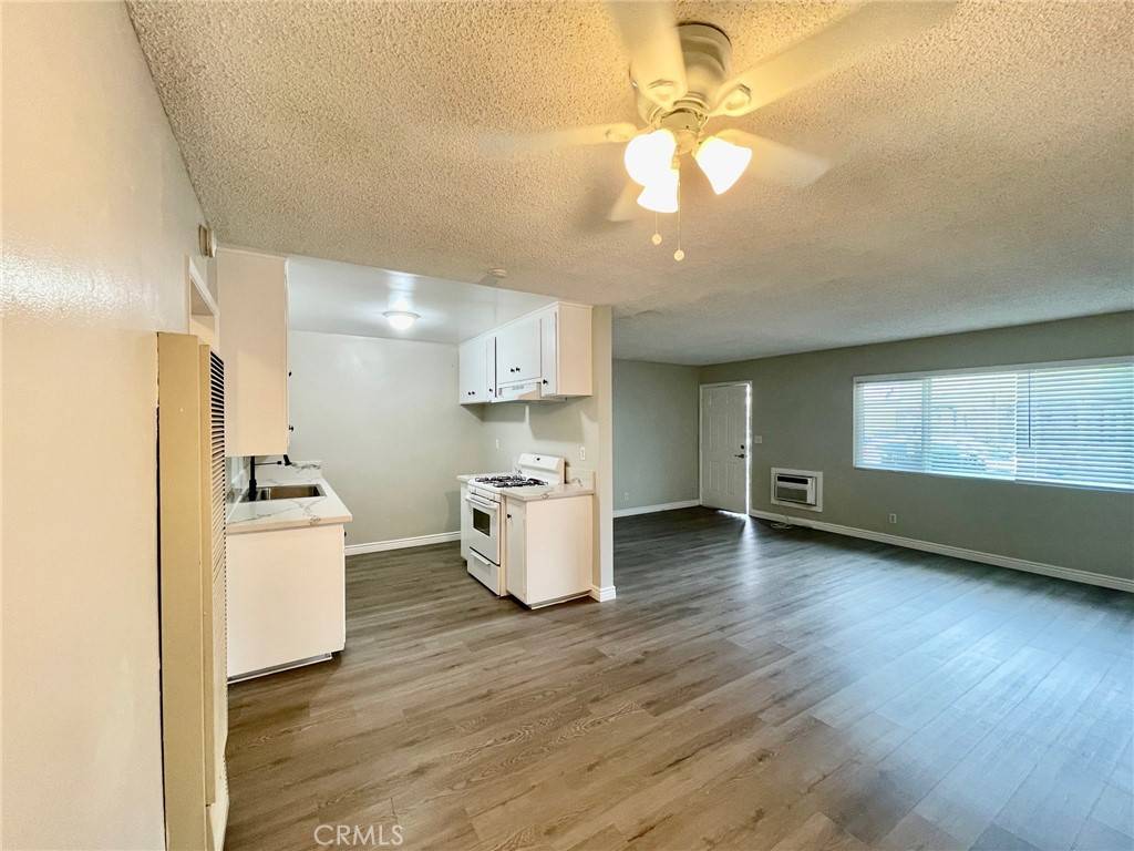 Upland, CA 91786,996 W Springfield ST