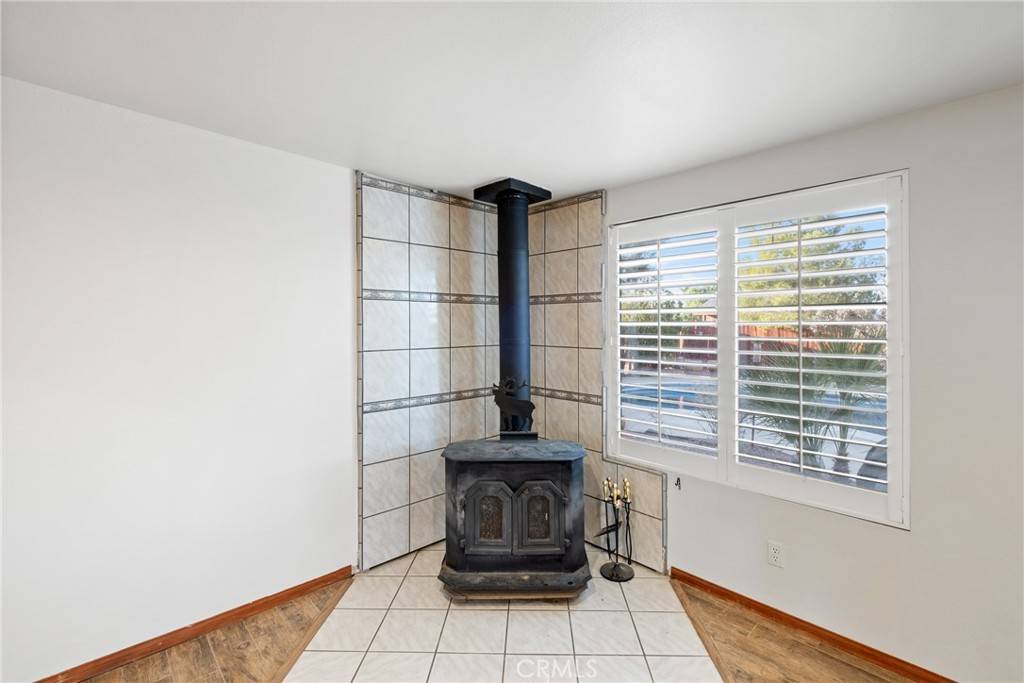 Hesperia, CA 92345,17950 Capri ST