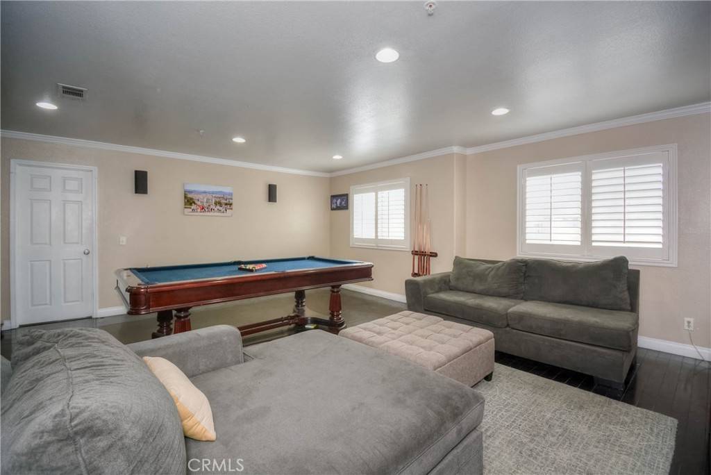 7451 Lawrence PL Fontana, CA 92336