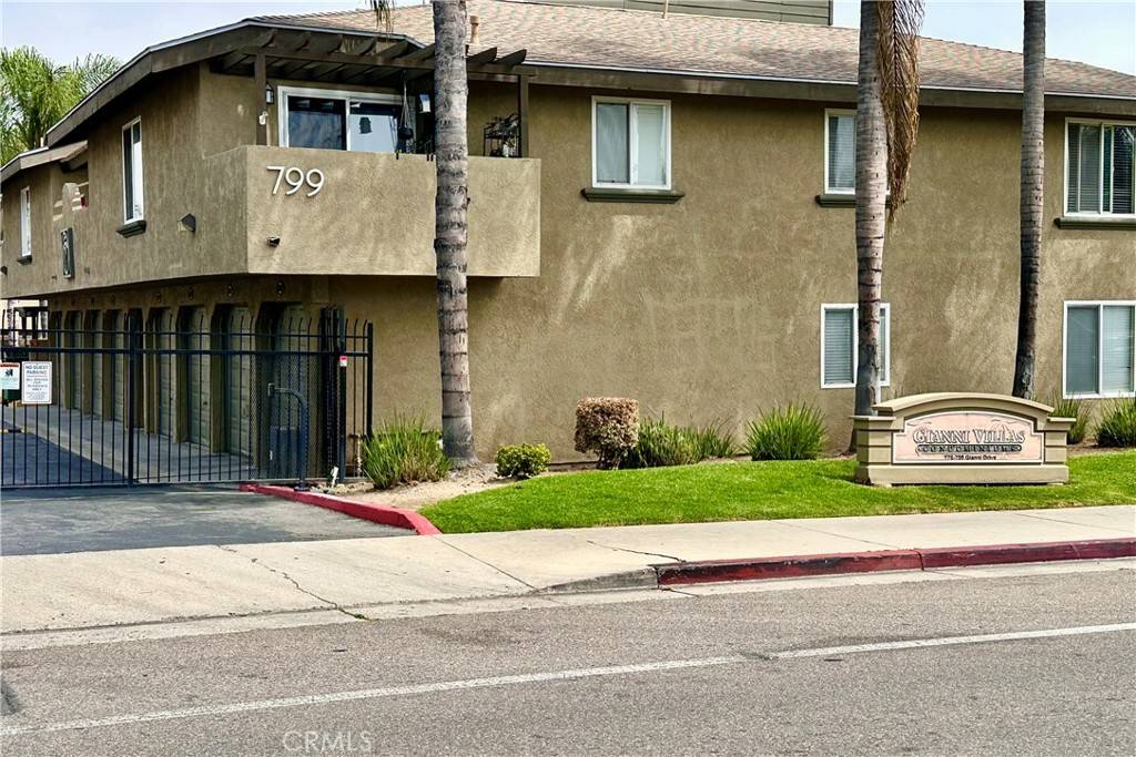 Corona, CA 92879,778 Gianni DR #208