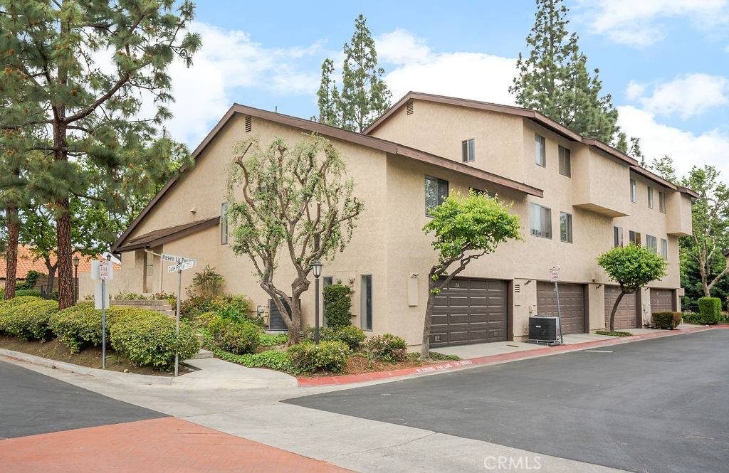 West Covina, CA 91792,2616 Paseo La Paz
