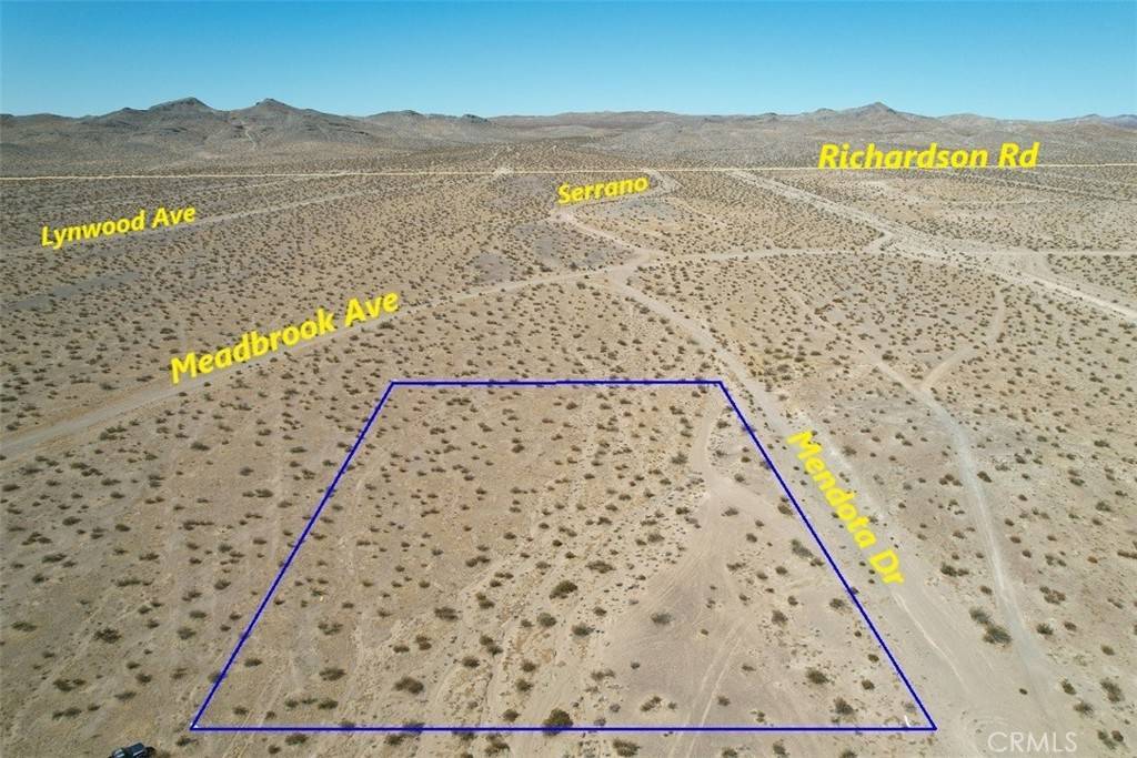 Adelanto, CA 92301,3 Mendota DR