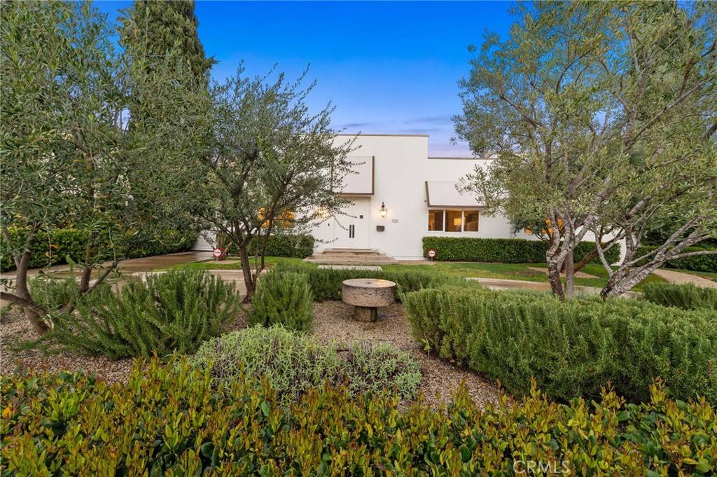 Beverly Hills, CA 90210,520 N Rexford