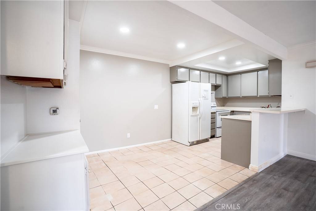Pomona, CA 91766,35 Carriage WAY