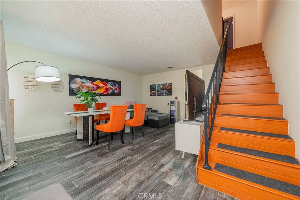Ontario, CA 91762,952 Pinyon CT