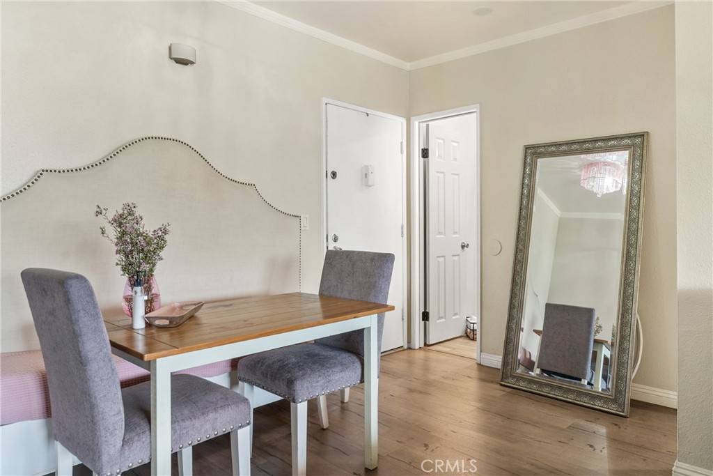 Los Angeles, CA 90042,5870 Benner ST #304