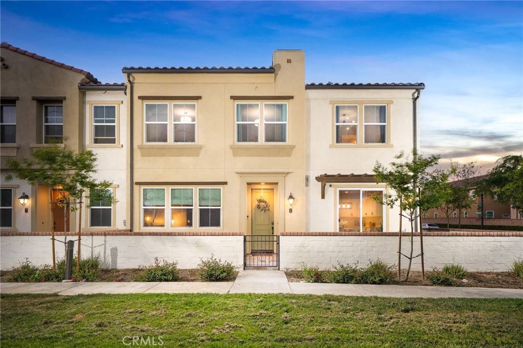 Ontario, CA 91761,4160 S Bodega WAY #2