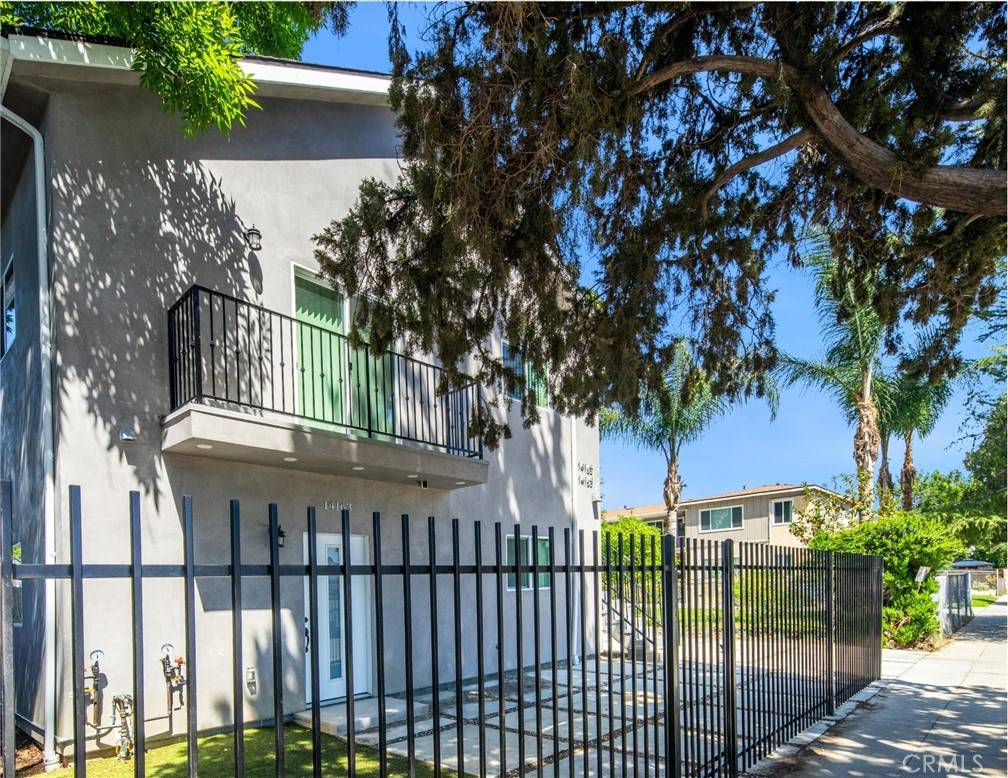 Van Nuys, CA 91401,14161 Friar ST