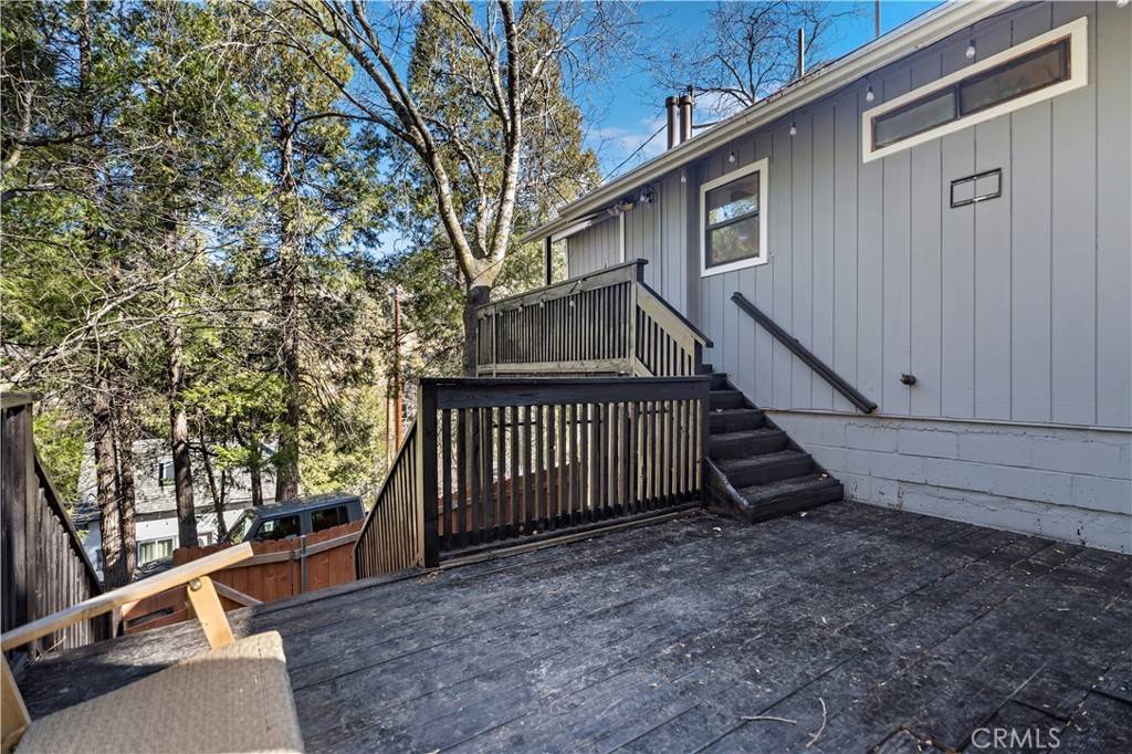 Crestline, CA 92325,462 Shady Dell LN