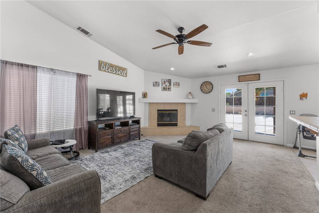 Victorville, CA 92394,14969 Flagstaff CT