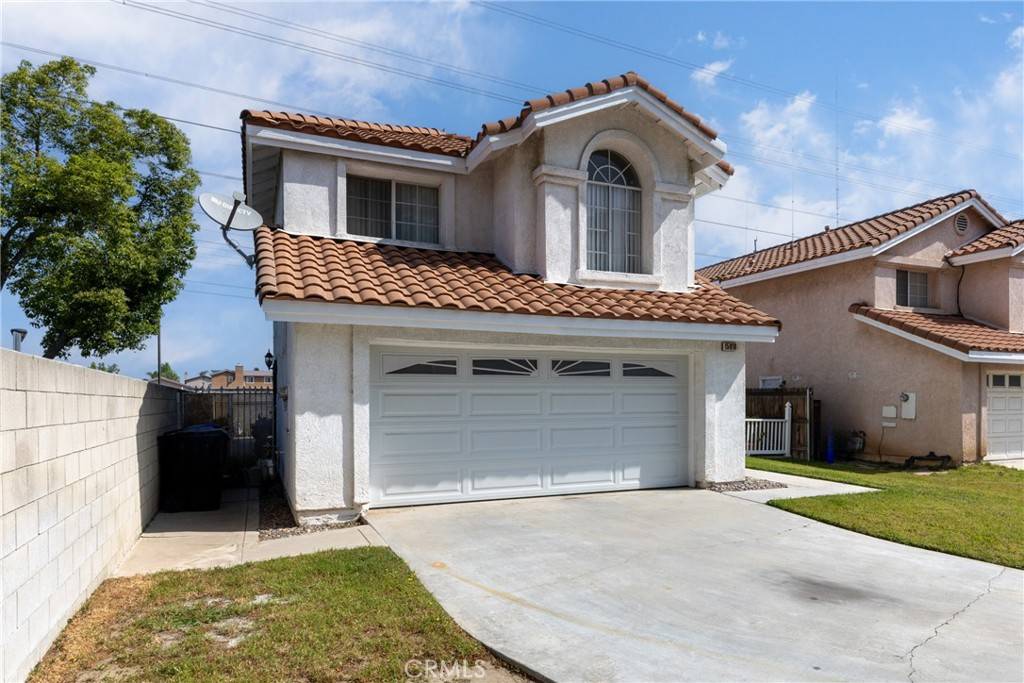 Fontana, CA 92337,15910 Peach Tree LN