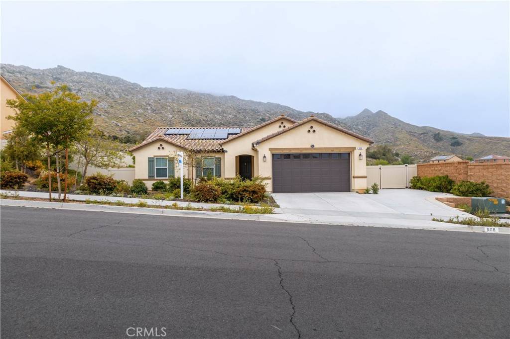 San Jacinto, CA 92582,608 Qeweewish AVE