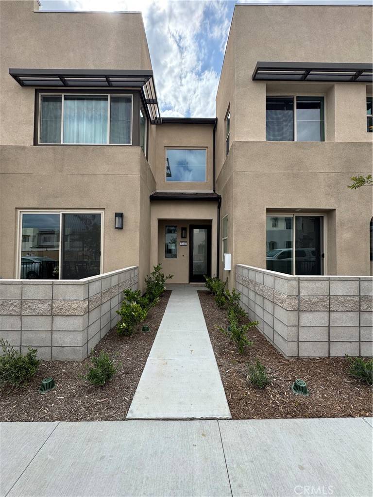 Ontario, CA 91761,3242 South Coral Paseo
