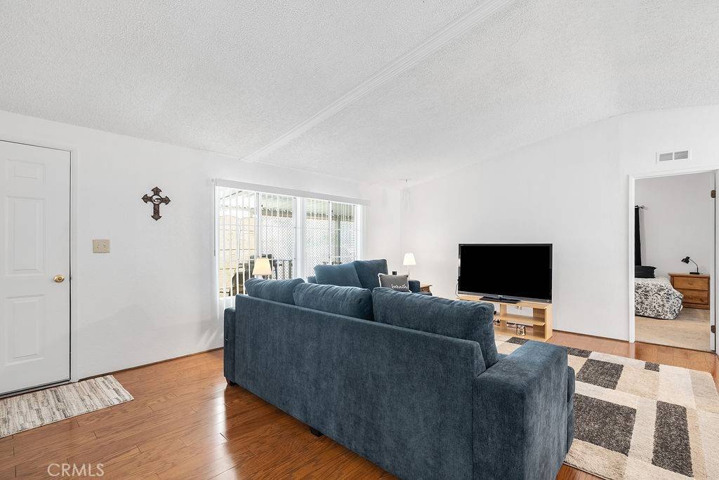 San Dimas, CA 91773,1630 West Covina Blvd #11