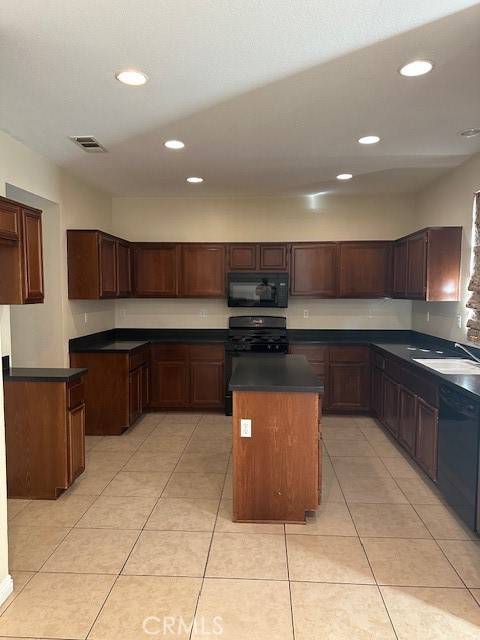 Victorville, CA 92395,13195 Cabazon WAY