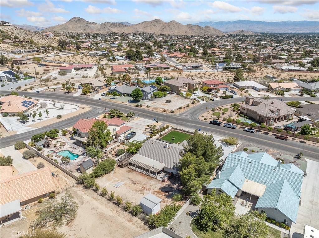 Apple Valley, CA 92307,18668 Kamana RD