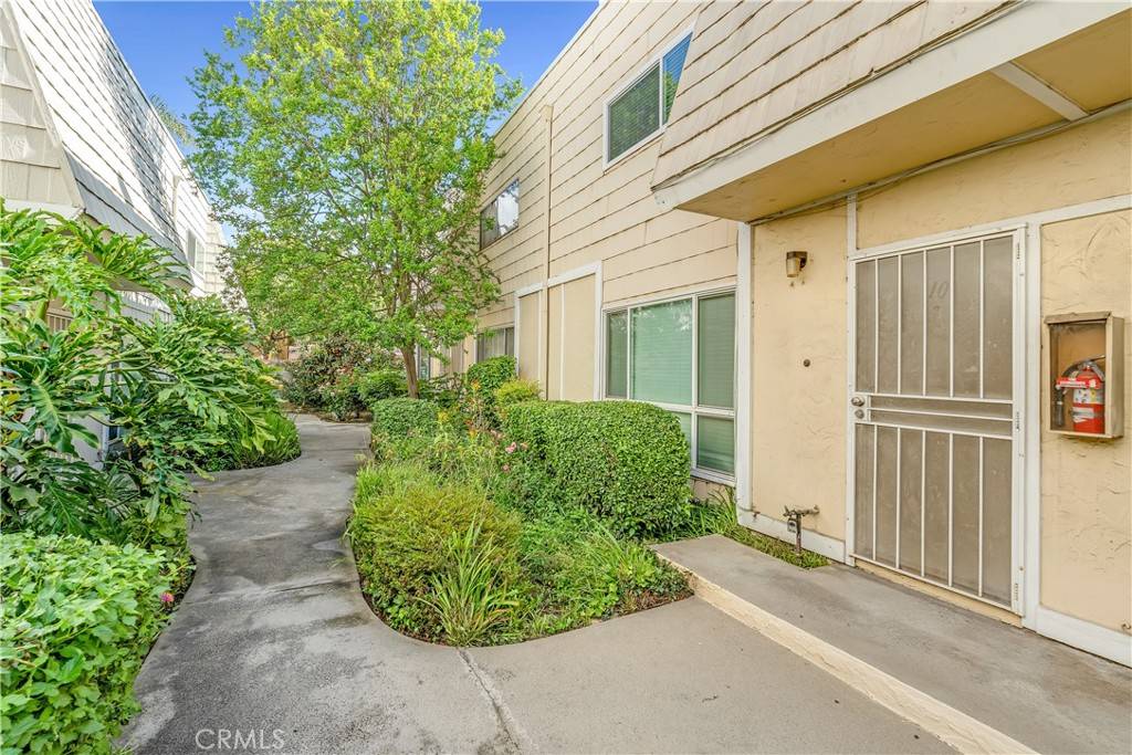 Duarte, CA 91010,1434 Highland AVE #10