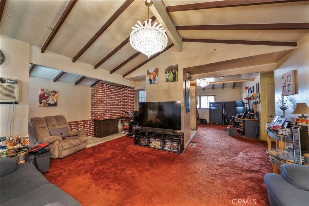 Panorama City, CA 91402,8401 Kester AVE