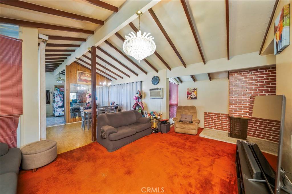 Panorama City, CA 91402,8401 Kester AVE