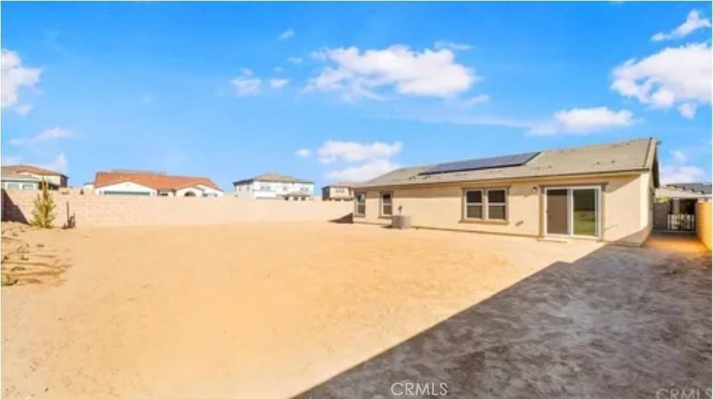 Victorville, CA 92392,13833 RAVEN ST