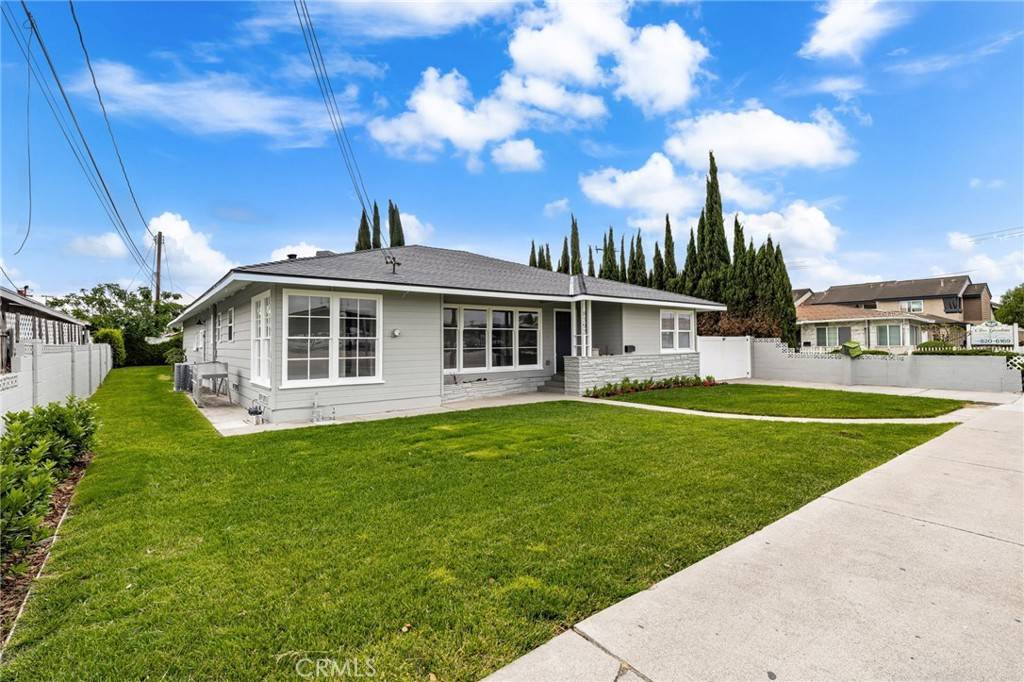 La Palma, CA 90623,8392 Walker ST