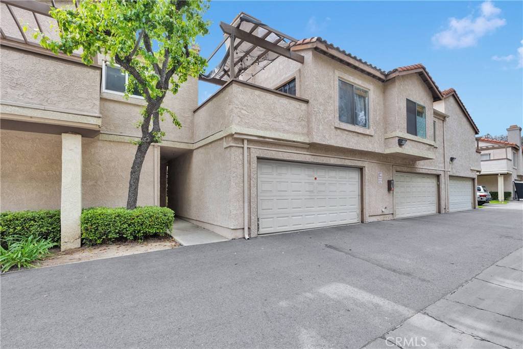 Diamond Bar, CA 91765,430 Golden Springs DR #C