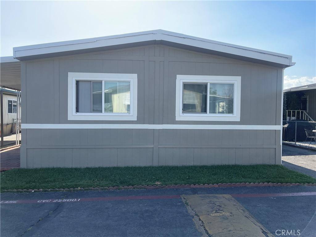 Rialto, CA 92376,250 N Linden AVE #312