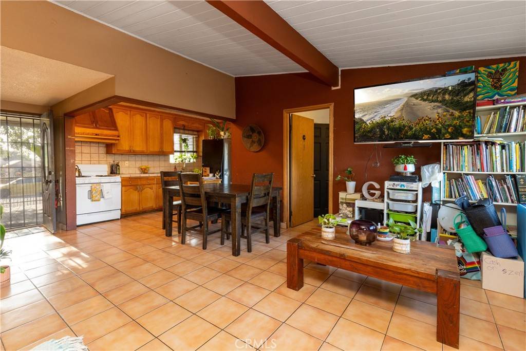 Azusa, CA 91702,5314 N Banewell AVE