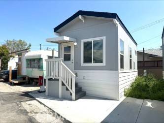 Lomita, CA 90717,1851 lomita BLVD #17