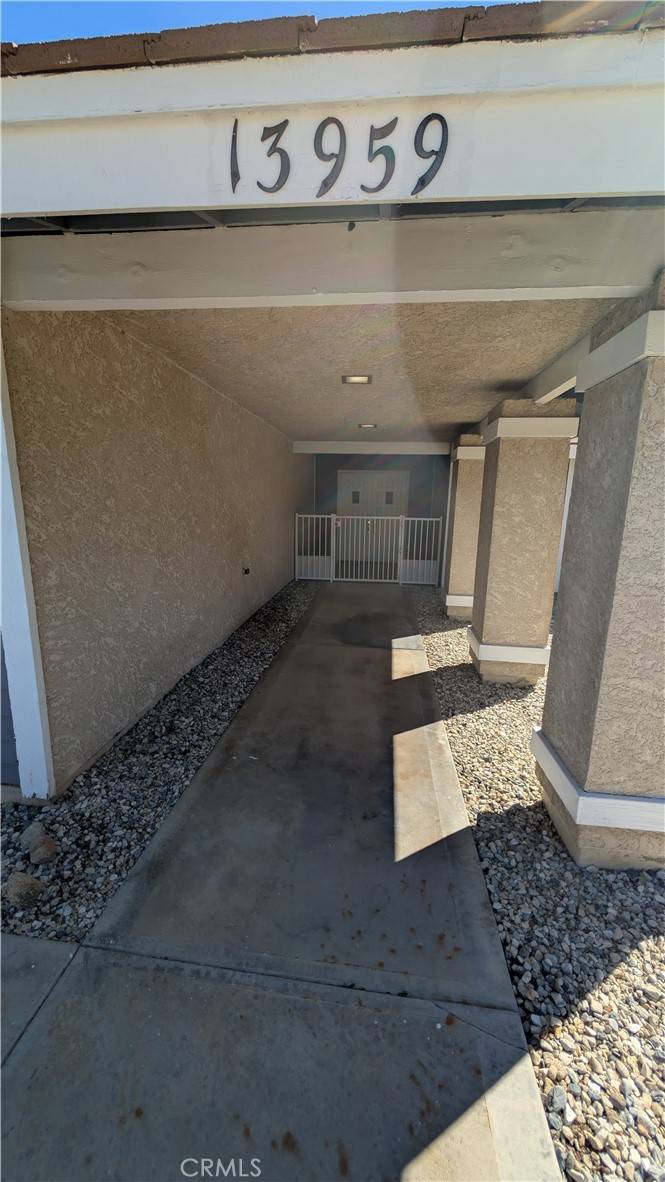 Victorville, CA 92395,13959 Driftwood DR